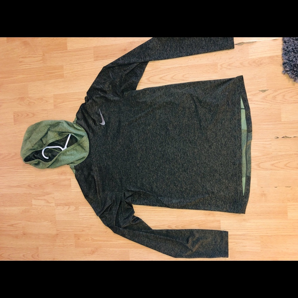 Nike Pullover